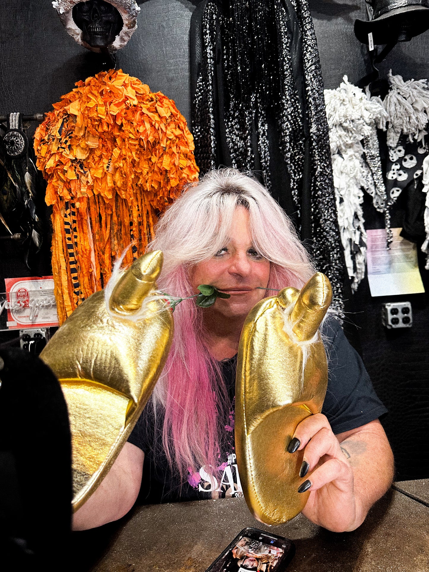 P*NIS SLIPPEZZZ - SIGNED BY QUEEN MOTHA!!
