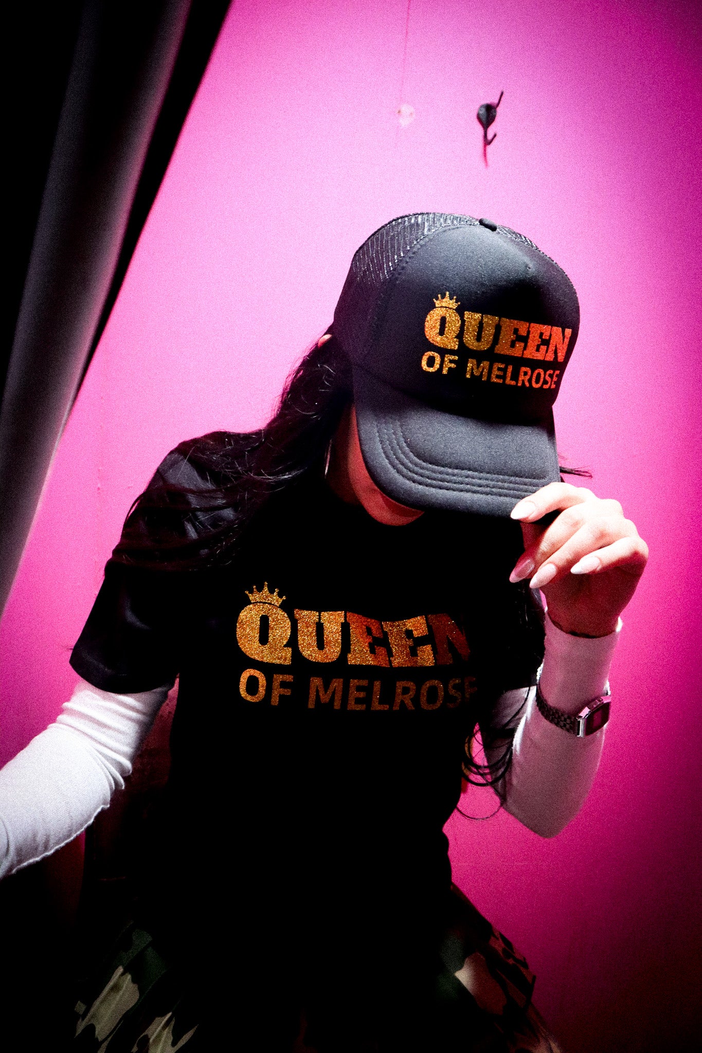 QUEEN OF MELROSE GLITTER T-Shirt