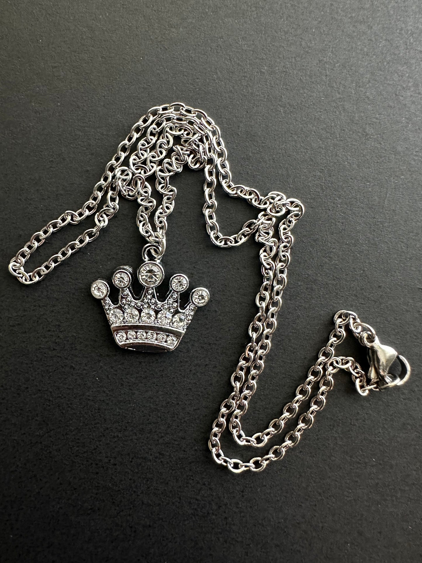 QUEEN AND SOBER CROWN NECKLACE